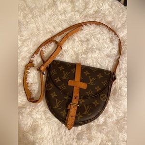 Louis Vuitton crossbody bag